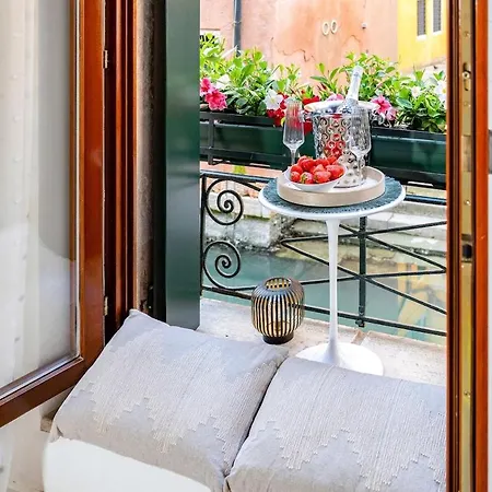 Apartment Corte De L'ogio San Marco Canal View Venedig