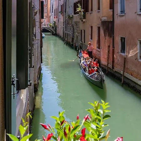 Corte De L'ogio San Marco Canal View شقة البندقية