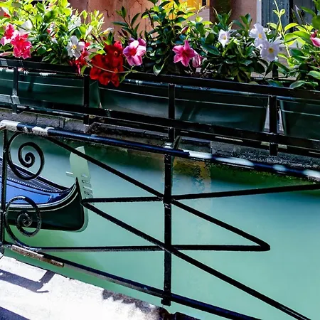 Corte De L'ogio San Marco Canal View شقة
